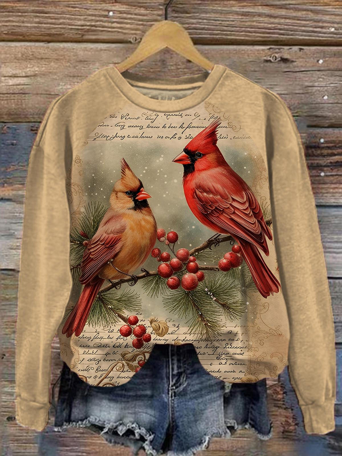 Red Cardinal Bird love bird watching Vintage T-Shirt