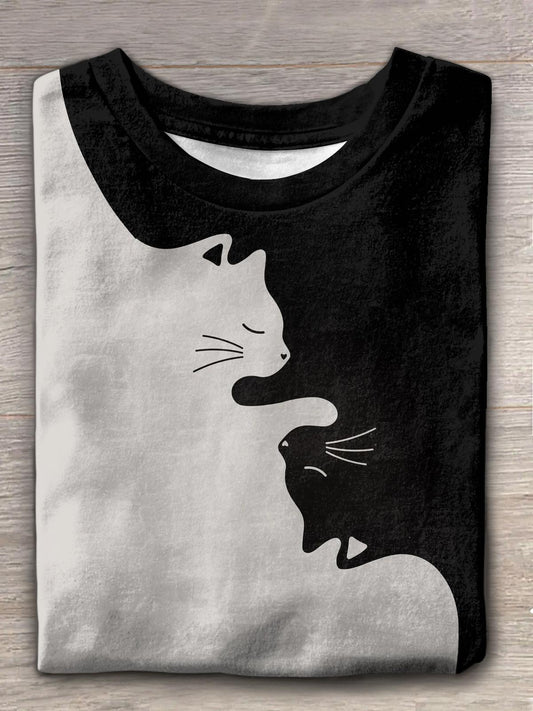 Women's Black And White Cat Fashion Print Crew Neck T-shirt