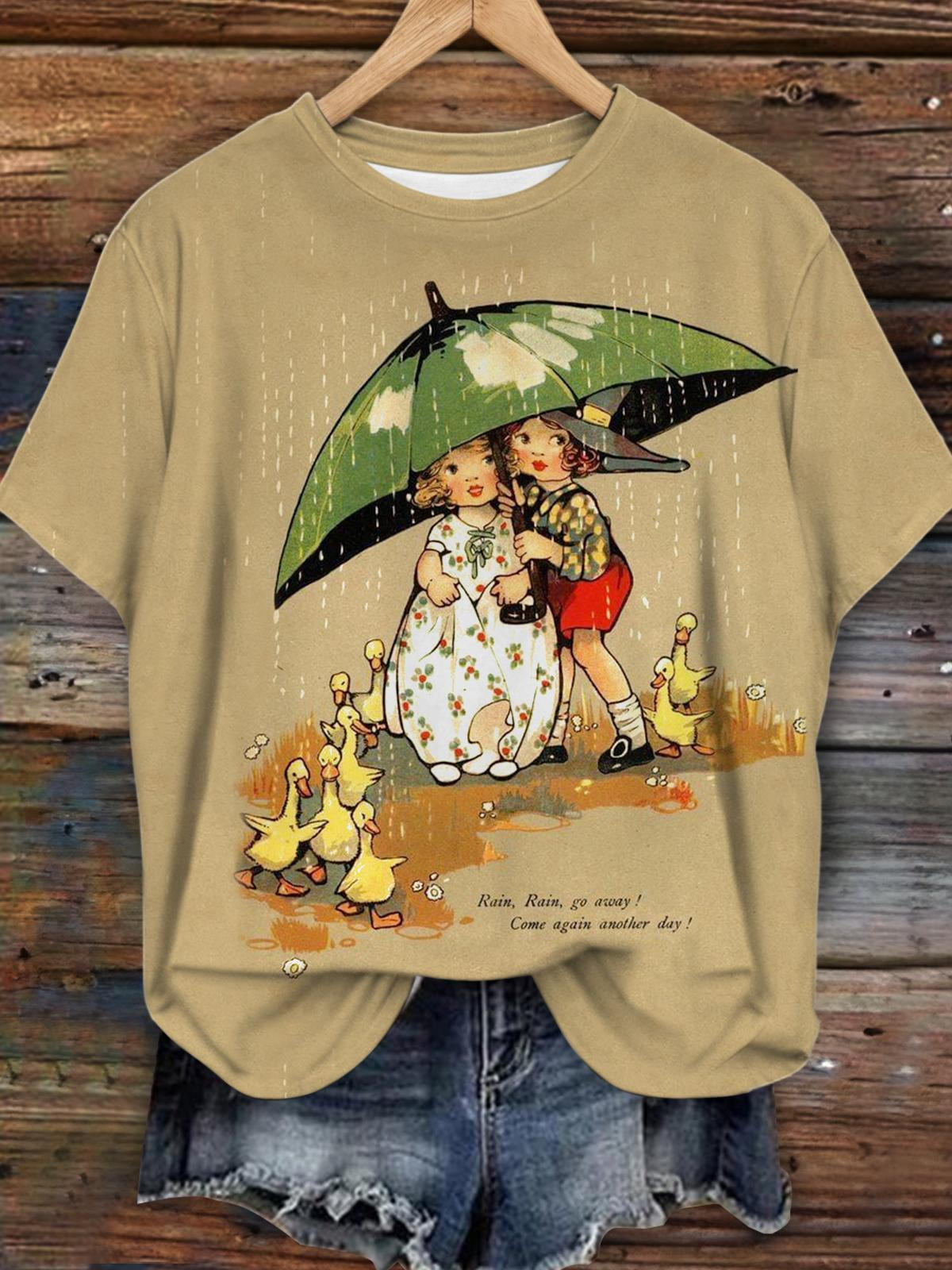 Women's Vintage Kids Rainy Day Printed Crew Neck Short Sleeve T-Shirt