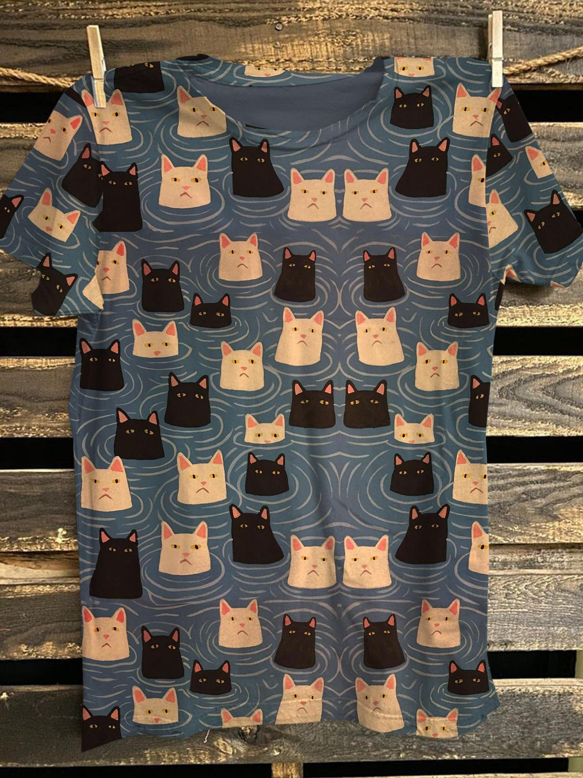 Women's Cute Cat Vintage Fun Print Casual T-shirt