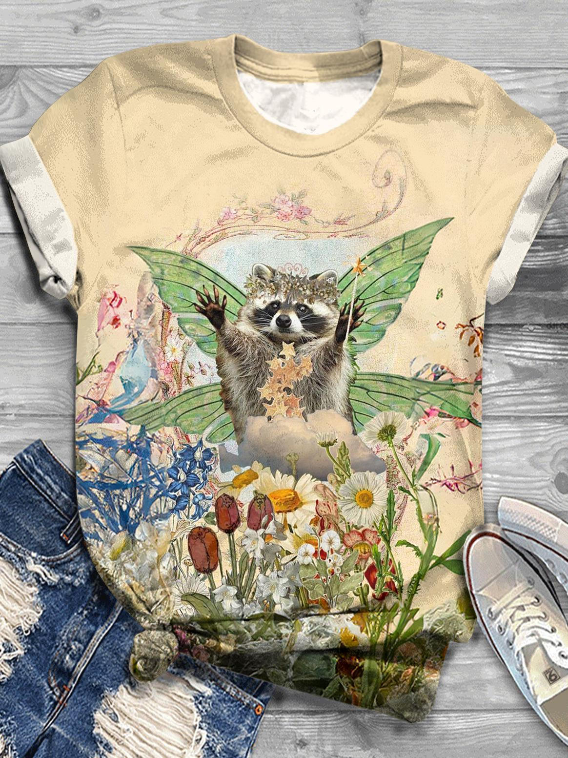 Raccoon Fairy Bewitches You Printed Crew Neck T-shirt