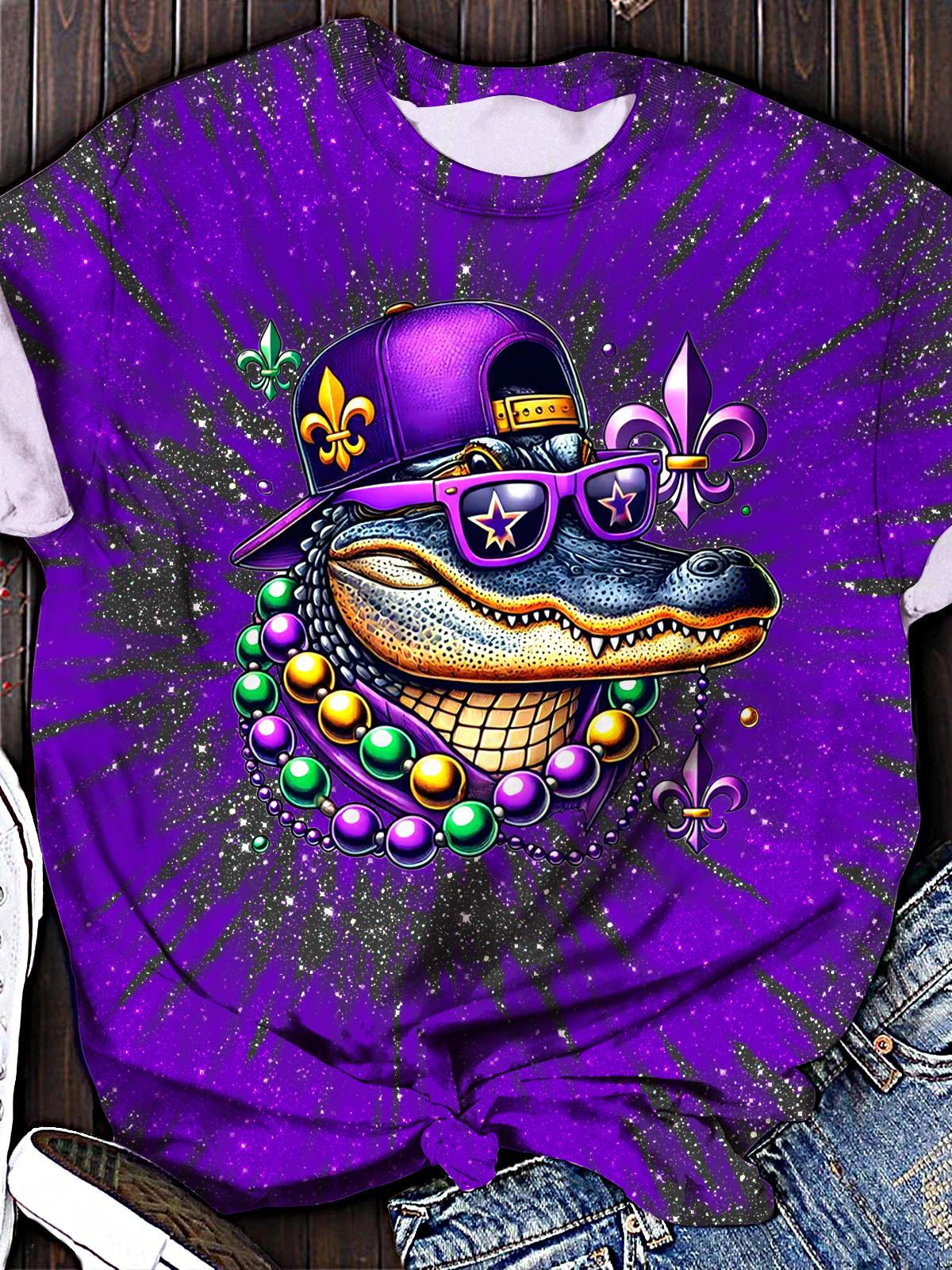 Vintage Mardi Gras Crocodile Print Crew Neck T-shirt