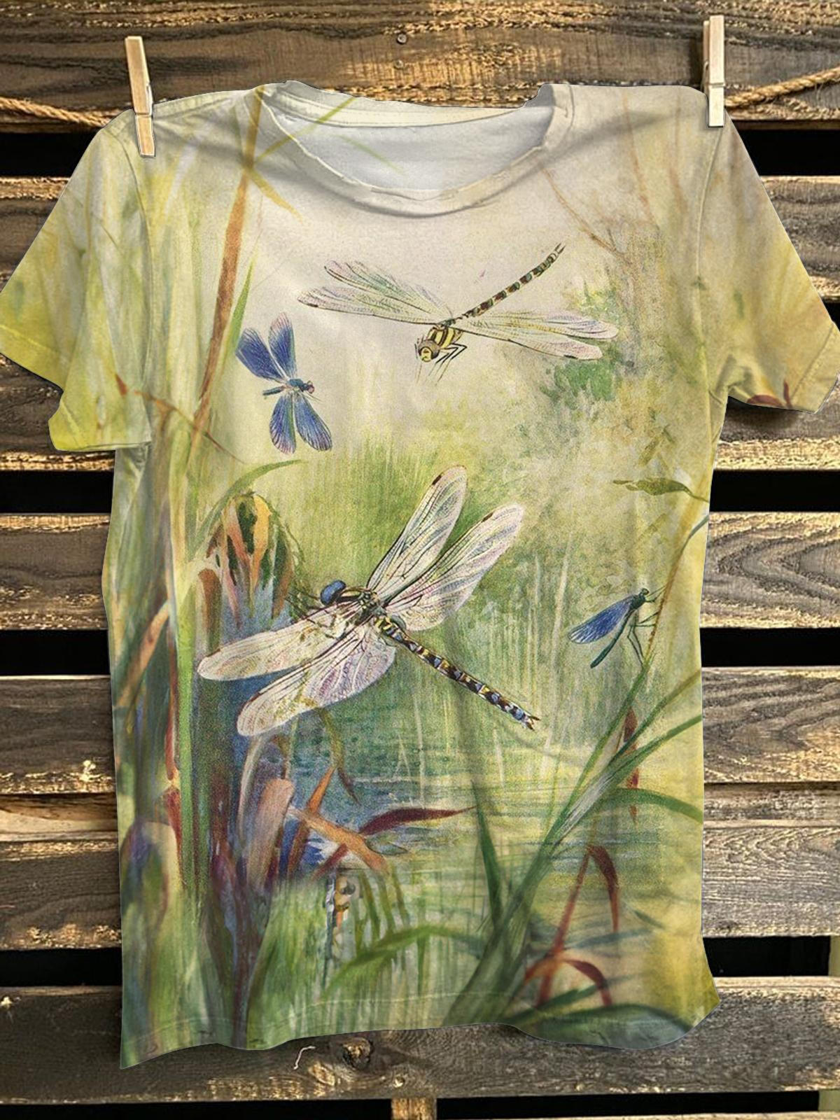 Vintage 1950s Dragonfly Catching Insect Crew Neck T-shirt