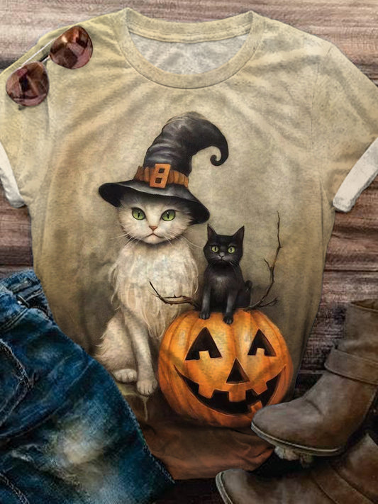 Vintage White Cat Pumpkin Crew Neck T-shirt