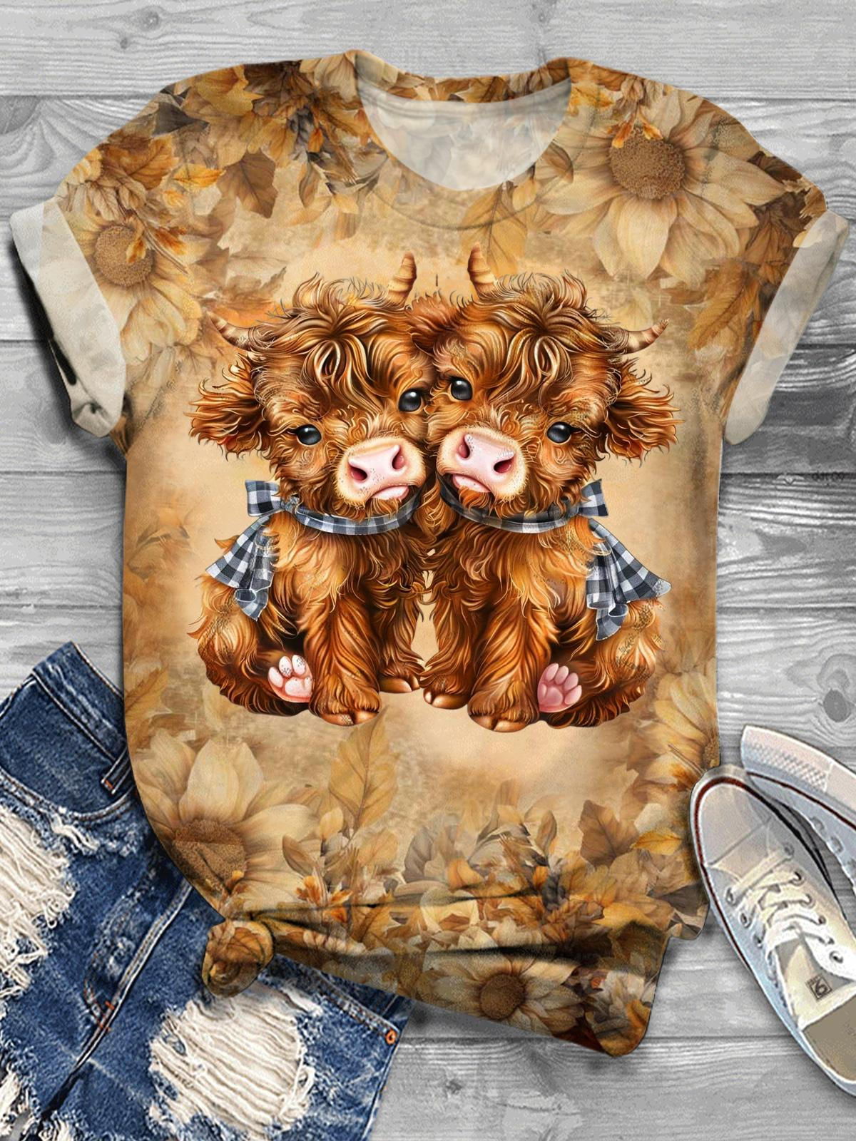 Women's Cow Floral Vintage Distressed Print Round Neck T-Shirt