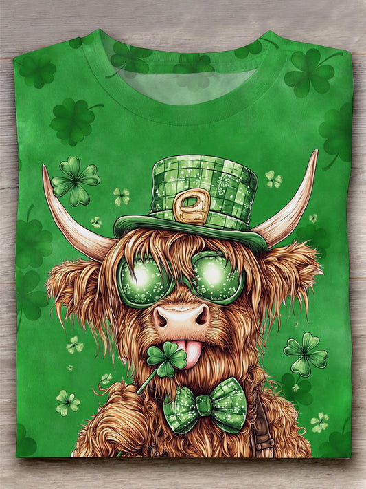 Highland Cow St. Patrick's Day Crew Neck T-shirt