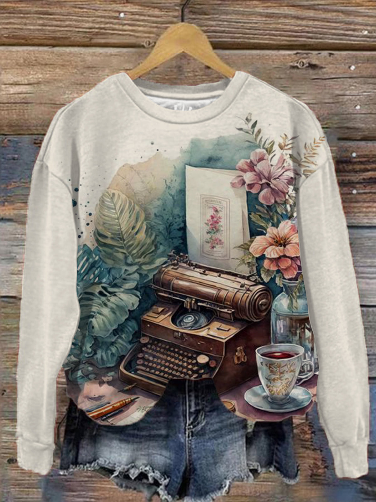 Women's Floral Art Print Round Neck Long Sleeve Top